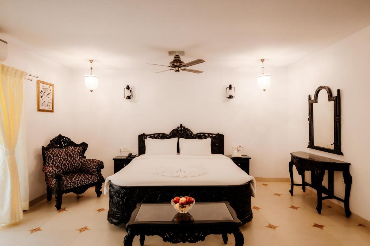 Krishna Beach Resort & Spa Колва Екстериор снимка