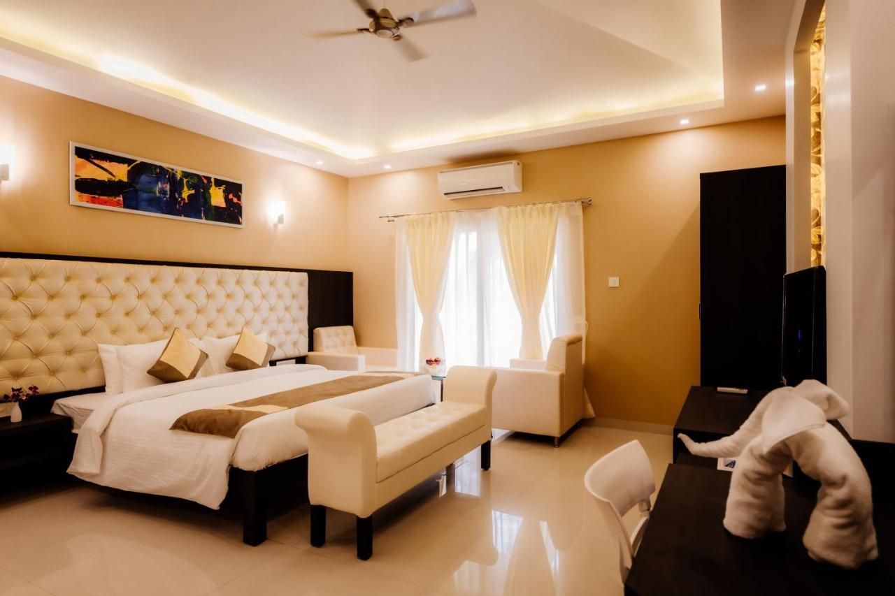 Krishna Beach Resort & Spa Колва Екстериор снимка