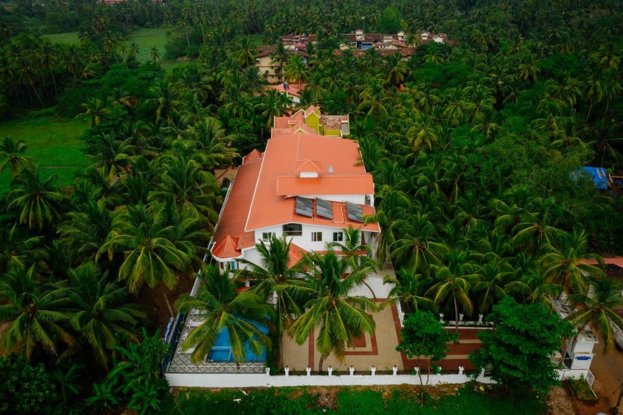 Krishna Beach Resort & Spa Колва Екстериор снимка